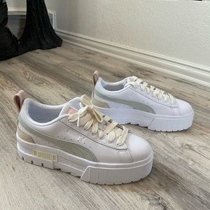 COPY - Puma Mayze sneakers in green and white